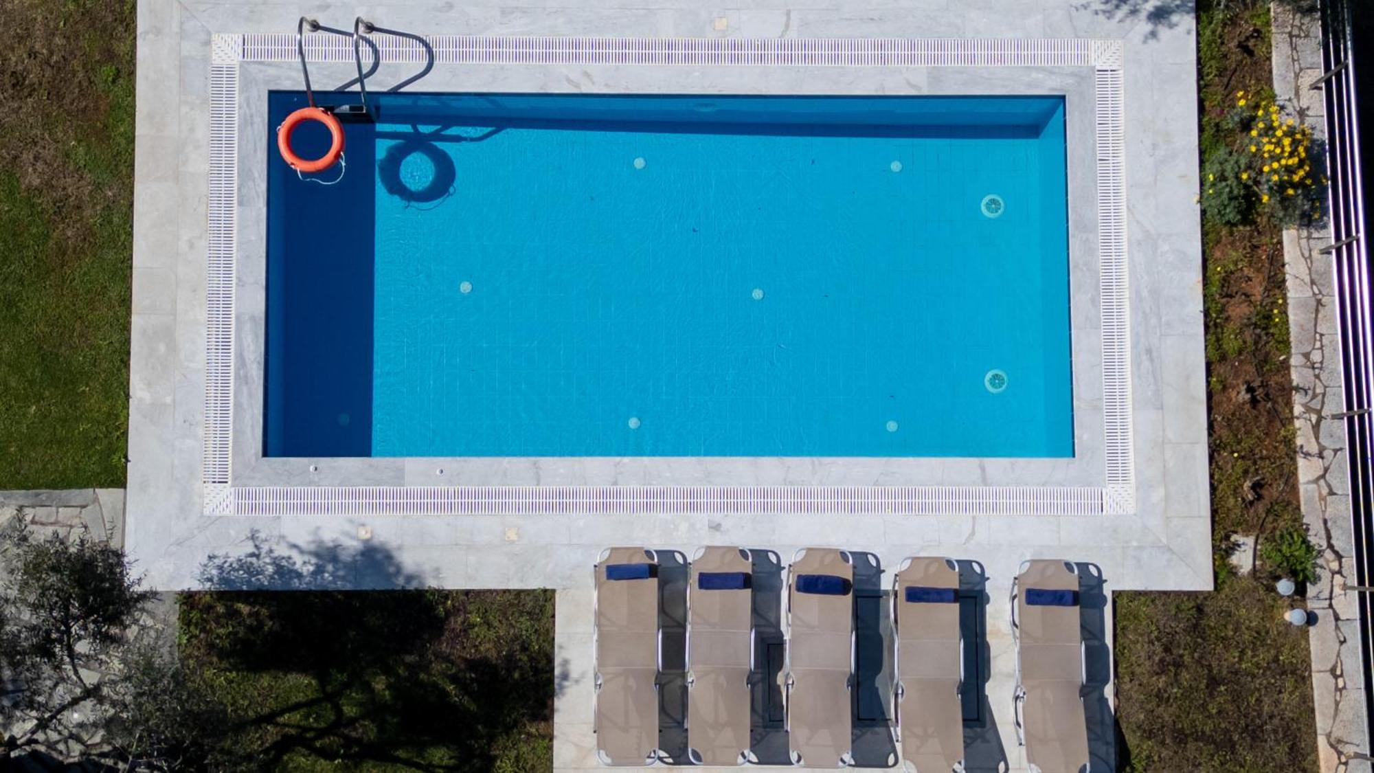 Torri Di Pietra Villa Stoupa Bagian luar foto