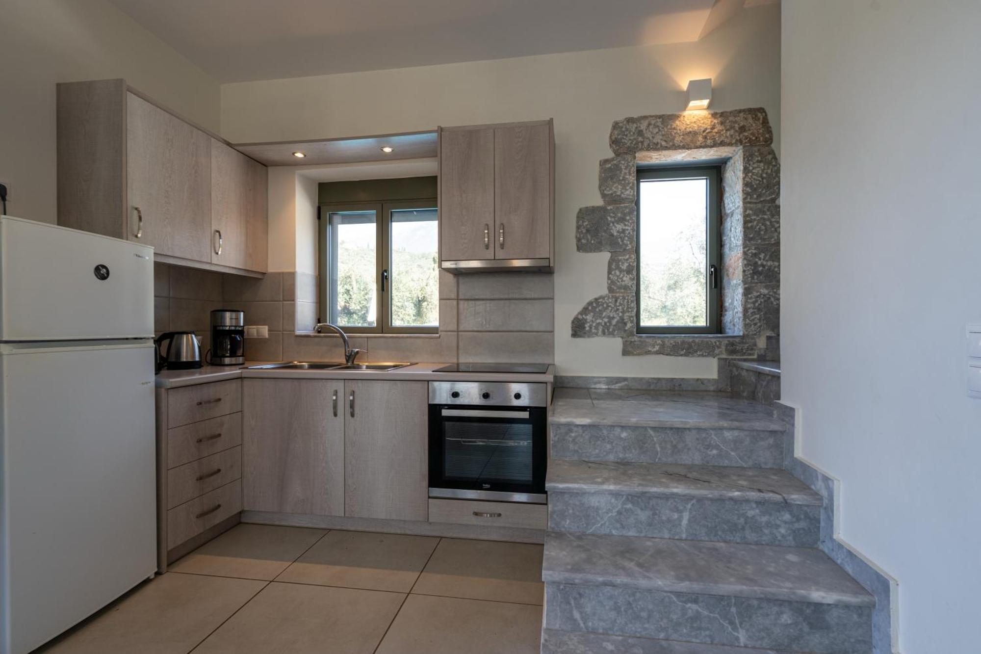 Torri Di Pietra Villa Stoupa Bagian luar foto